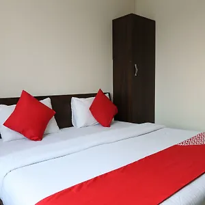 oyo-11615-lotus-inn-mysore.mysorehotels.org/